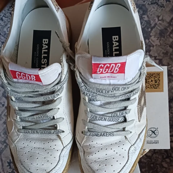 Golden Goose White Sneakers with Silver Star - Picture 8 of 9